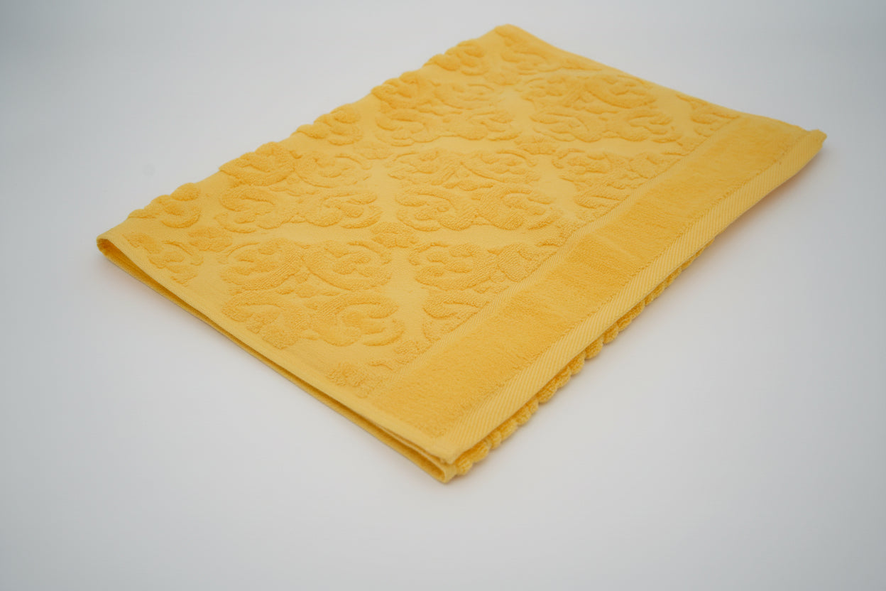 Golden Yellow Damask Jacquard Towel – 70 × 140 cm