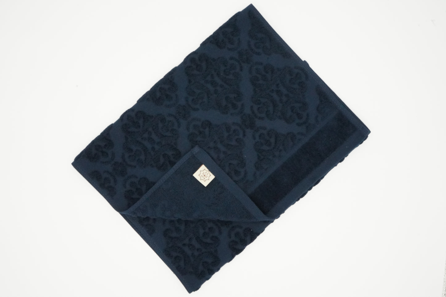 Navy Blue Damask Jacquard Towel – 70 × 140 cm