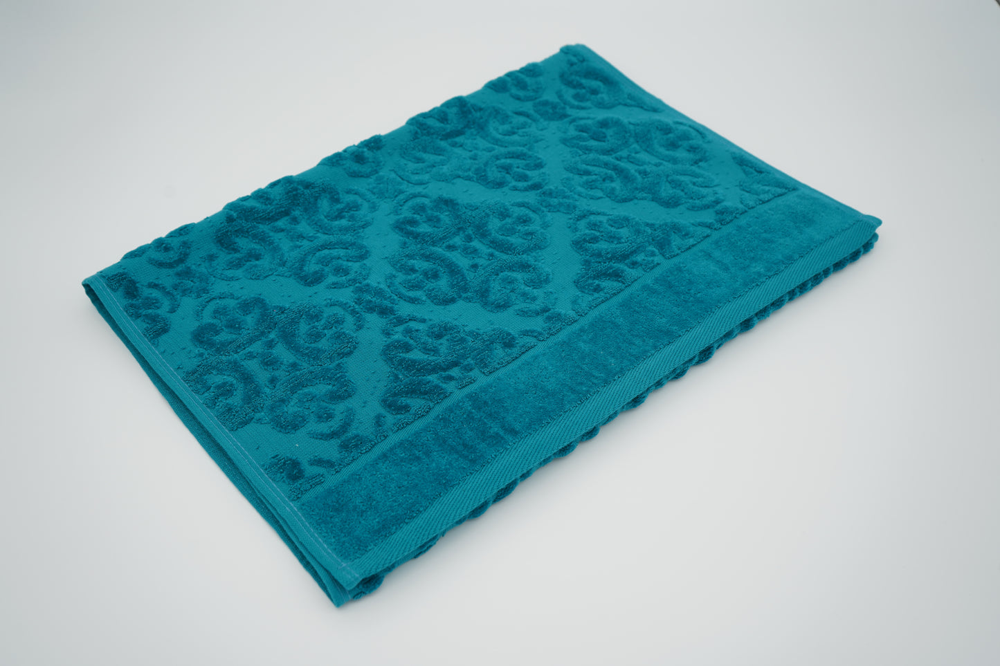 Turquoise Damask Jacquard Towel – 70 × 140 cm