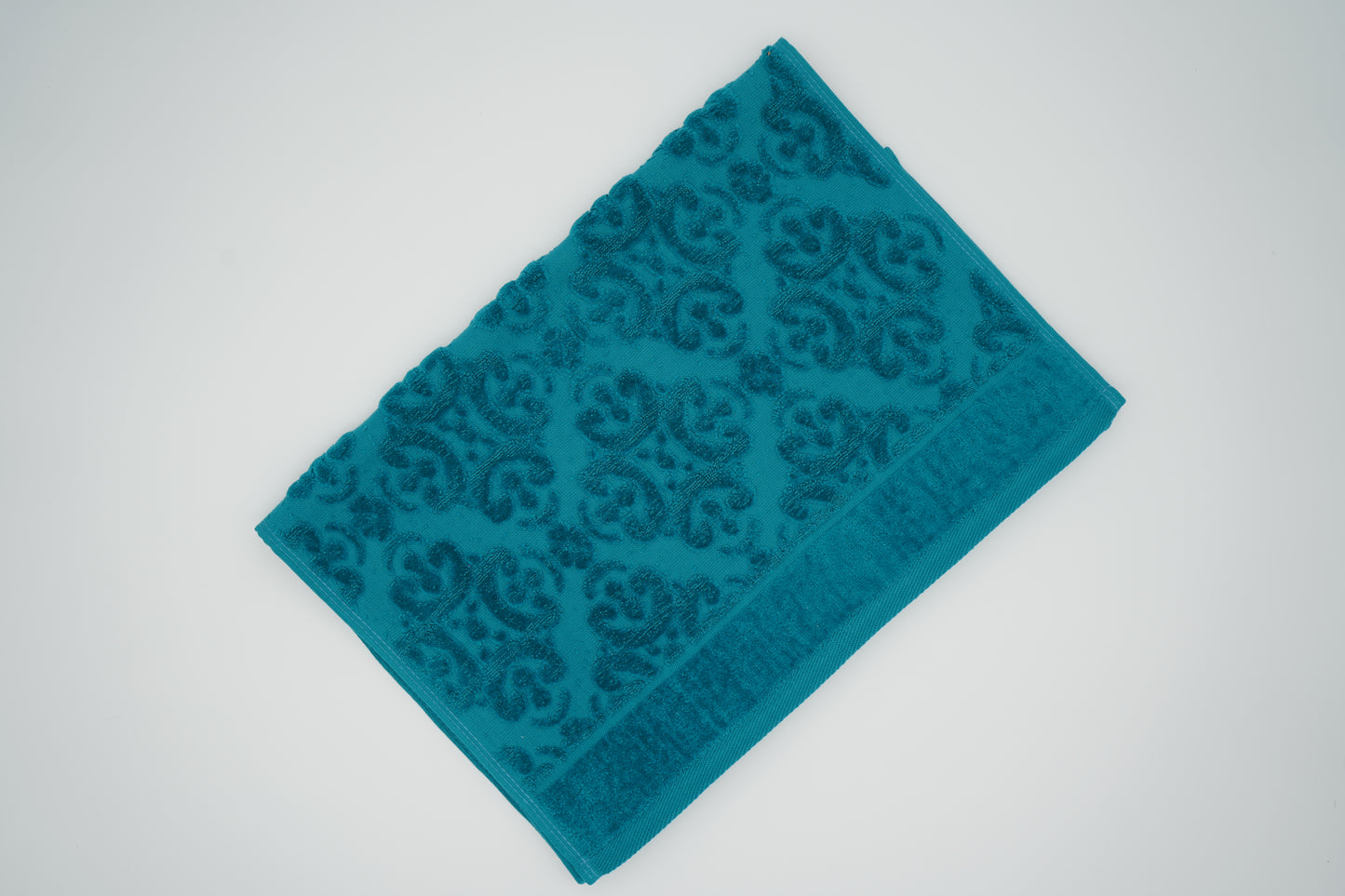 Turquoise Damask Jacquard Towel – 70 × 140 cm